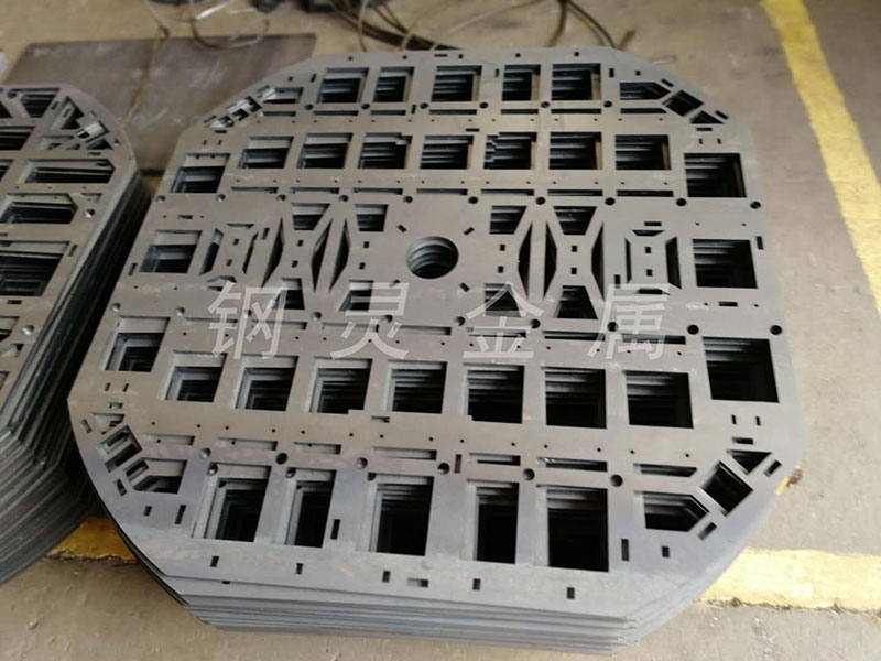 �����и�ӹ�